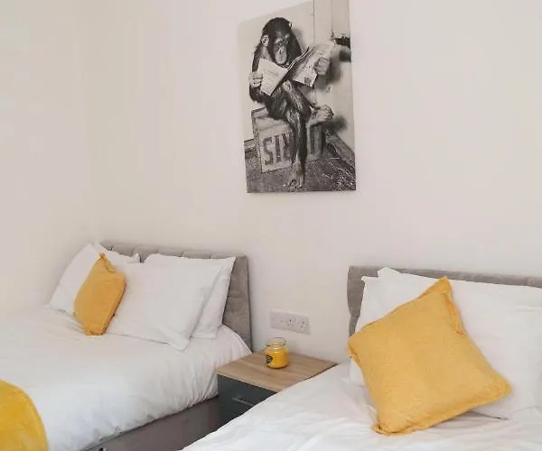 Nowell House Leeds (West Yorkshire)